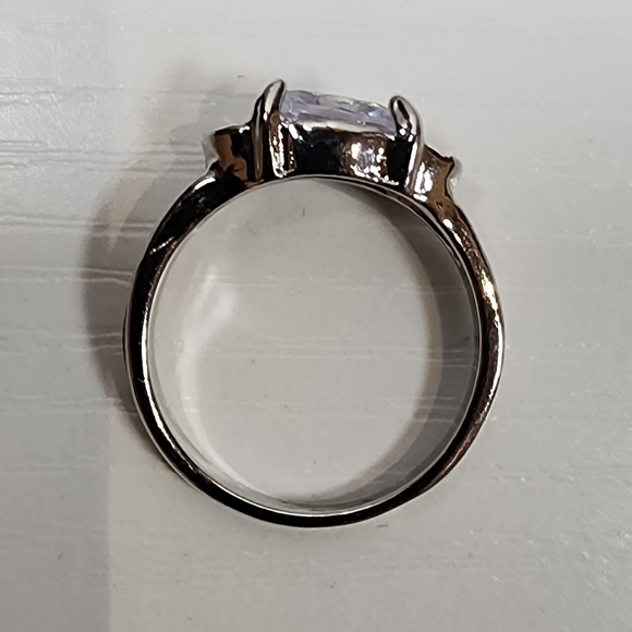 Fashion Ring - Picture 3 of 4